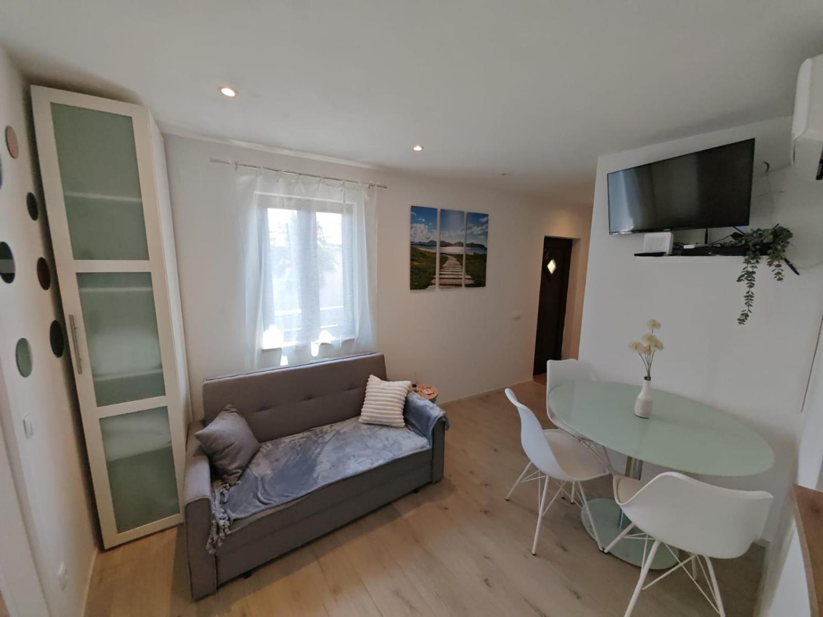 Apartment Luka Матульи Экстерьер фото